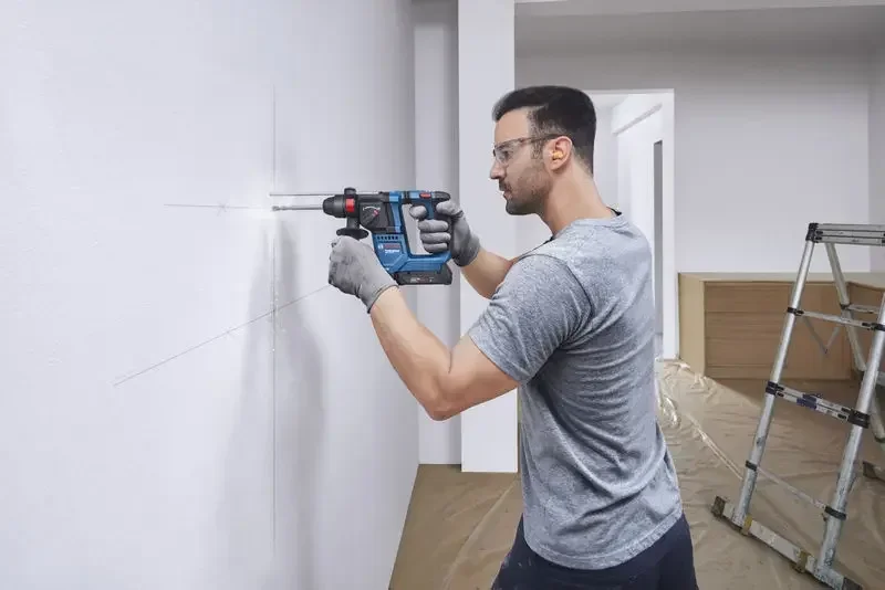 BOSCH GBH 18V-18 Cordless Rota - đánh giá và giá Power Tools Professional